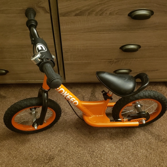 Balance Bike - Picture 3 of 8